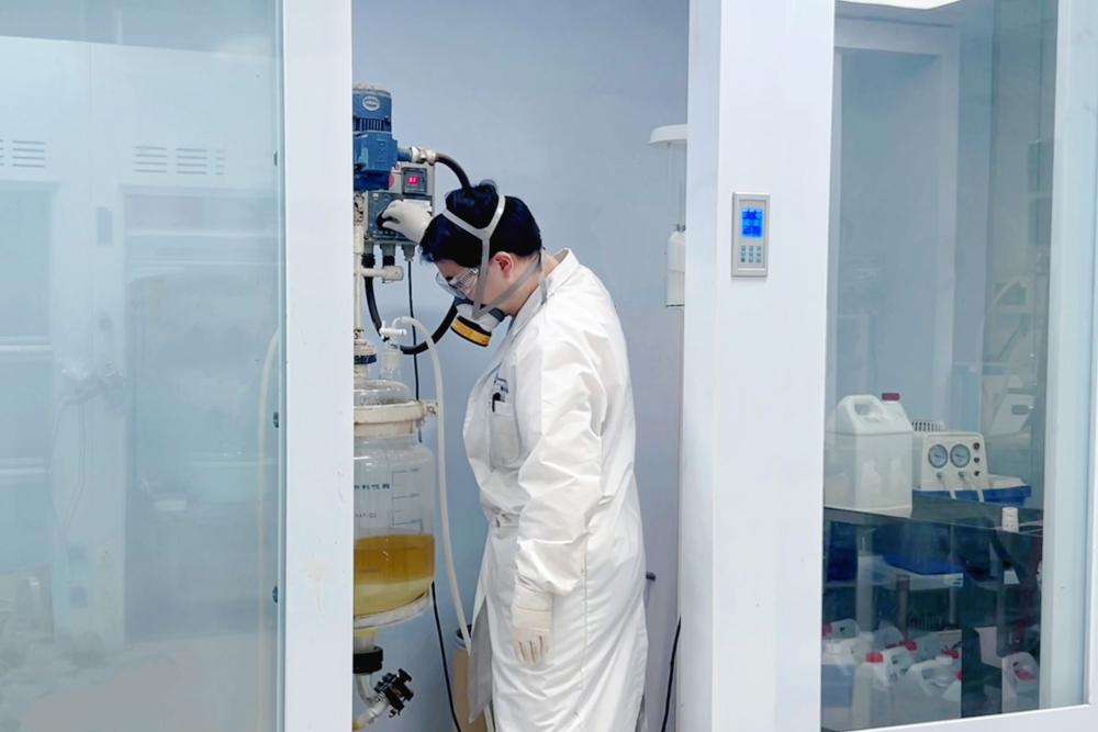 the lab of ChemShuttle